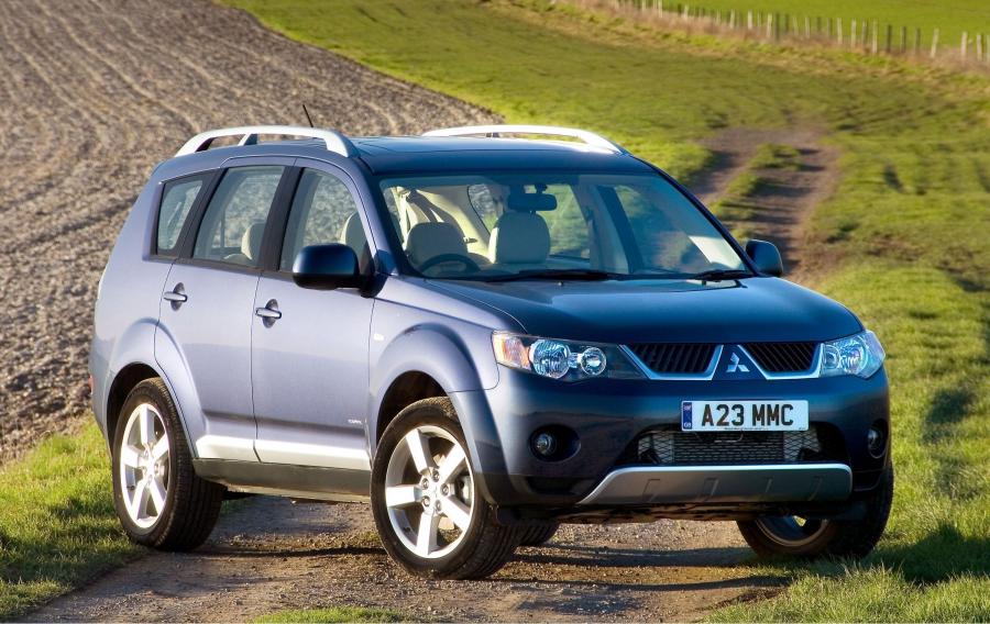  Mitsubishi Outlander 2005 года  (фото 24 из 77)